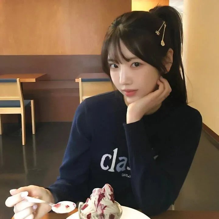 月光洒下离人巷